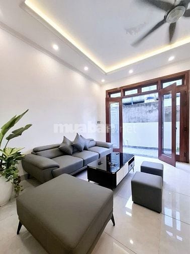 BÁN NHÀ THẠCH BÀN - 5 TẦNG THANG MÁY - Ô TÔ ĐỖ CỔNG