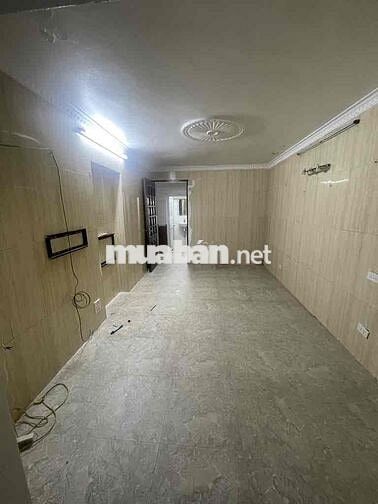 Bán gấp nhà tt tầng1 Bạch Mai,  Sổ 33m2,dtsd lớn sát mặt phố