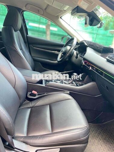 Mazda 3 2023 1.5L Luxury - 1 chủ từ đầu, đi cực it