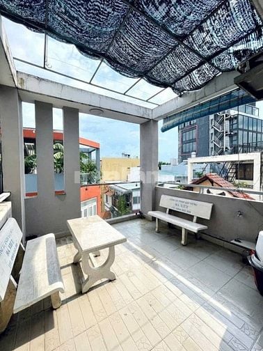 Bán nhà 5 tầng - 6PN cách mặt tiền Hoàng Sa chỉ 20m