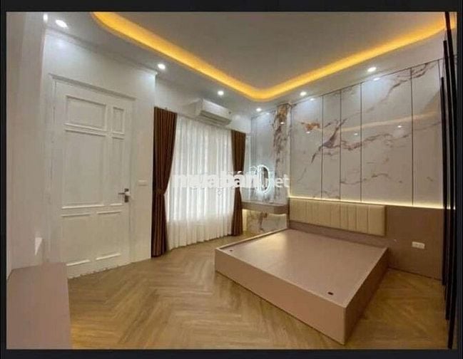 Tôi cần bán nhà mặt ngõ ô tô chánh đỗ kinh doanh, Nguyễn Khang, 6tầng.
