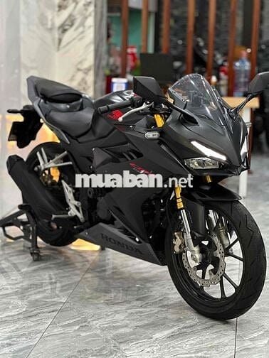 Honda CBR150R Nhập / Trả Trước 8.500.000