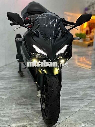 Honda CBR150R Nhập / Trả Trước 8.500.000