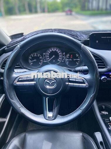 Mazda 3 2023 1.5L Luxury - 1 chủ từ đầu, đi cực it