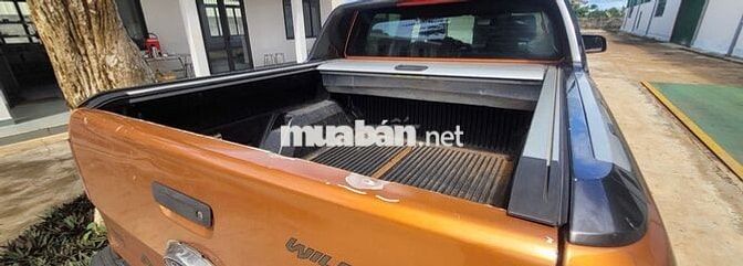 Ford Ranger 2015 Wildtrak 3.2L 4x4 AT - 180000 km