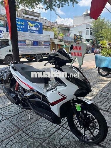 có dự án mới nên cần ra đi con xe tâm huyết. ab125