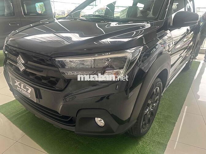 Suzuki XL7 Đen phiên bản đặc biệt ưu đãi khủng