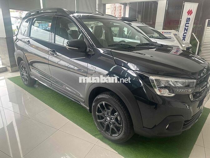 Suzuki XL7 Đen phiên bản đặc biệt ưu đãi khủng