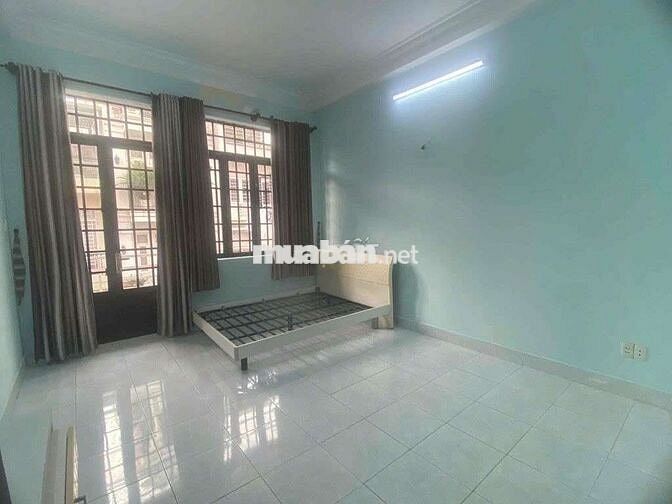 Nhà 4 PN Phan Văn Trị - Bình Thạnh giá chỉ 20tr