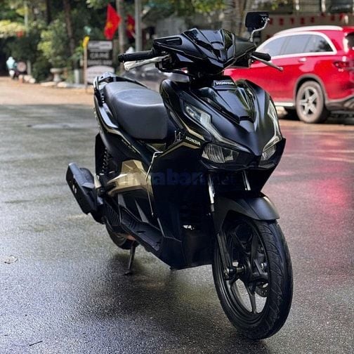 Bán xe AirBlade AB 125 đen mờ đời mới giá thanh lý nhanh