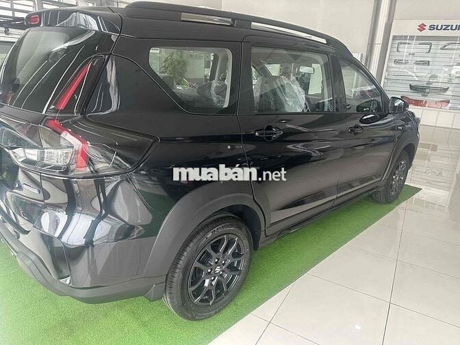 Suzuki XL7 Đen phiên bản đặc biệt ưu đãi khủng