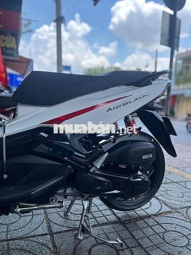 có dự án mới nên cần ra đi con xe tâm huyết. ab125