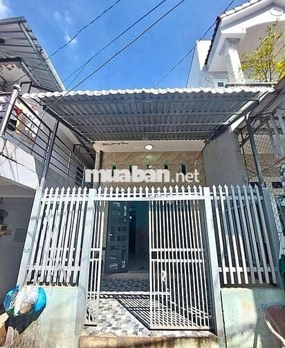 Bán nhà Chú 4 Gấp 860 triệu Bà Điểm Hóc Môn 72m2 có SHR, Gọi ngay xem.
