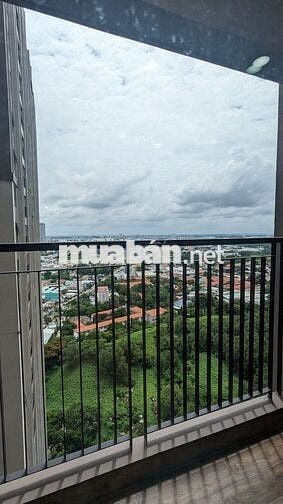 SHOCK bán ngộp căn 2PN view hồ bơi, giá 2,18 tỷ