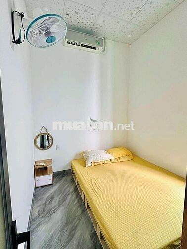 CHO THUÊ NHÀ 2 PHÒNG NGỦ FULL NỘI THẤT KHU VĨNH HOÀ NHA TRANG GIÁ 8 TR