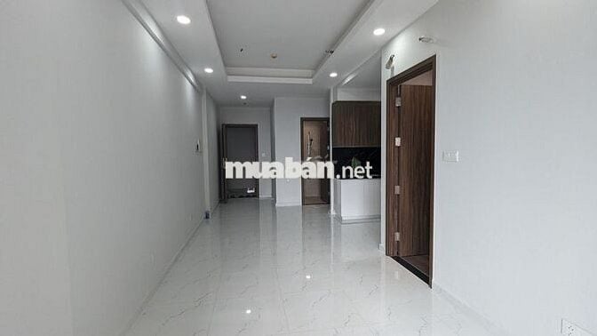 SHOCK bán ngộp căn 2PN view hồ bơi, giá 2,18 tỷ