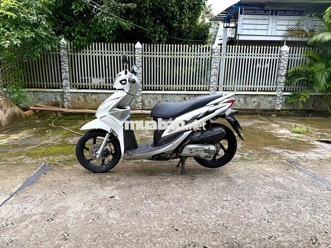 -Honda Vision Máy Zin Êm Rất Ngon,Chính Chủ
