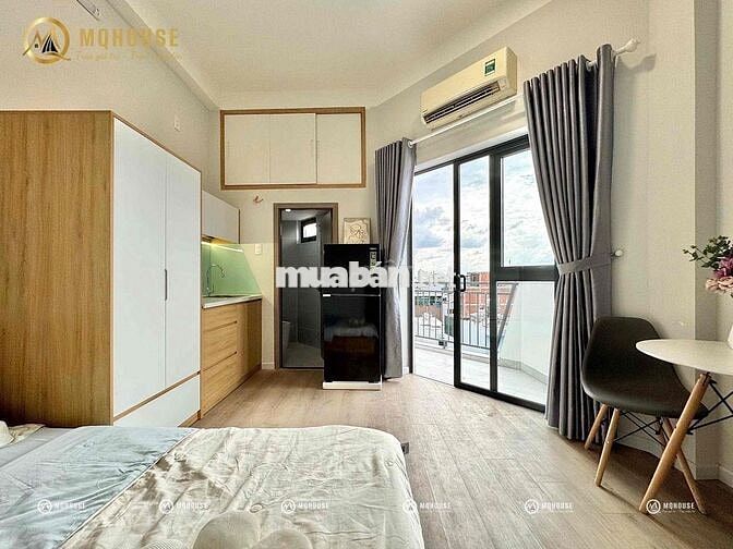 Studio ban công full NT mới, ngay vòng xoay Lê Đại Hành, VHU, giáp q10