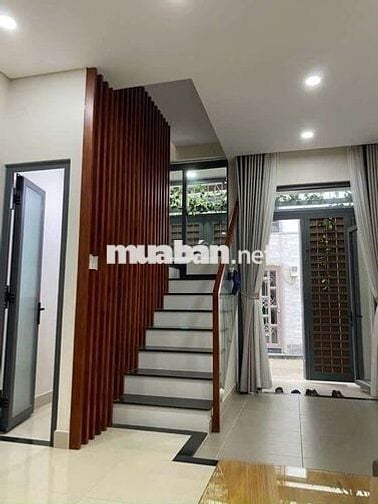 Bán nhà phố đẹp lung linh đường Võ Văn Ngân Thủ Đức