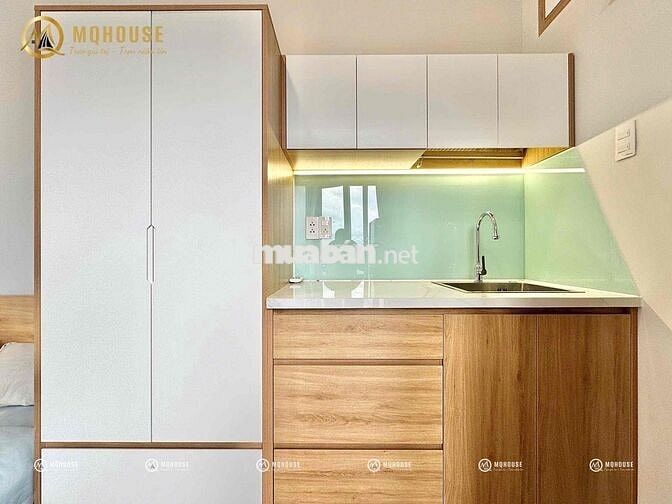 Studio ban công full NT mới, ngay vòng xoay Lê Đại Hành, VHU, giáp q10