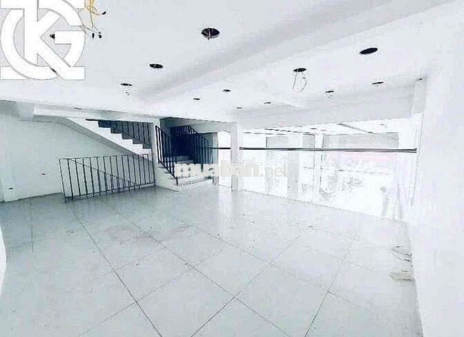 Cho thuê nhà MT Nguyễn Trãi Q5 – 8x14m, 1 trệt 3 lầu – Giá chỉ 150tr/t