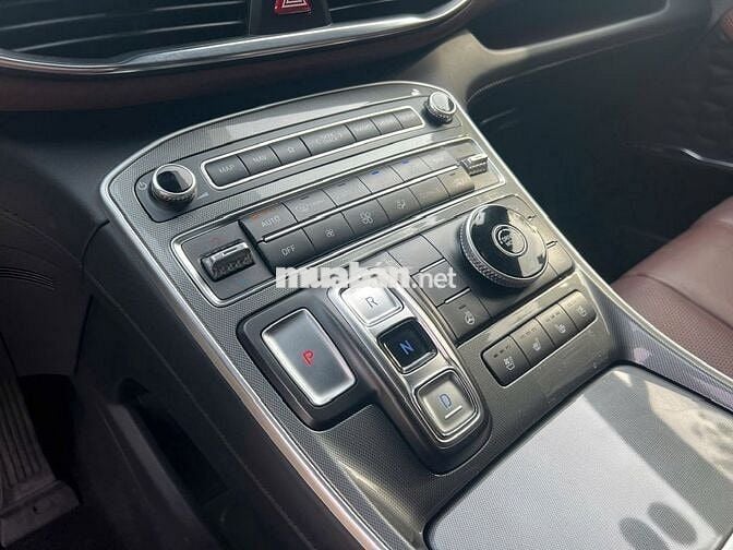 Hyundai Santa Fe 2023 2.5 Xăng - 10000 km