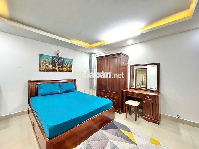 CĂN HỘ FULL NỘI THẤT NGAY BỜ KÈ HOÀNG SA CÓ CỬA SỔ, THANG MÁY, BẢO VỆ