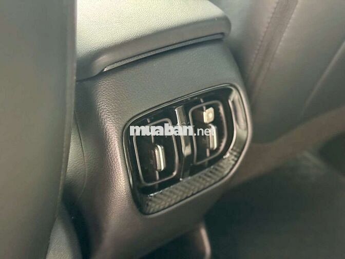 KIA Sonet Premium 1.5 AT 2022 - 25000 km