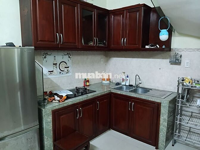 Bán nhà 2 mặt tiền 406 m2, 160 m2 odt, đường Nguyễn Hữu Cảnh