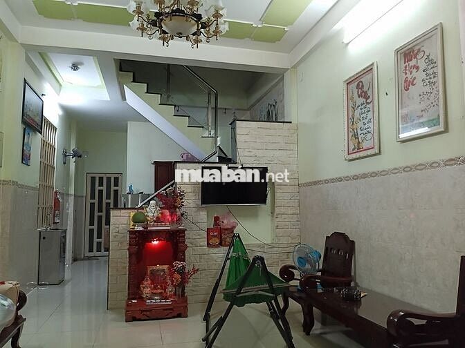 Bán nhà 2 mặt tiền 406 m2, 160 m2 odt, đường Nguyễn Hữu Cảnh