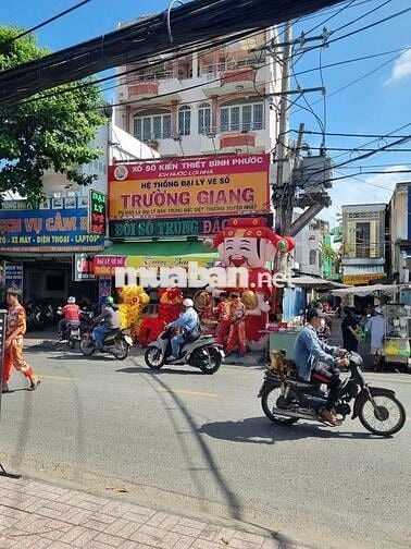 Cho thuê nhà mặt bằng nguyên căn 4 lầu