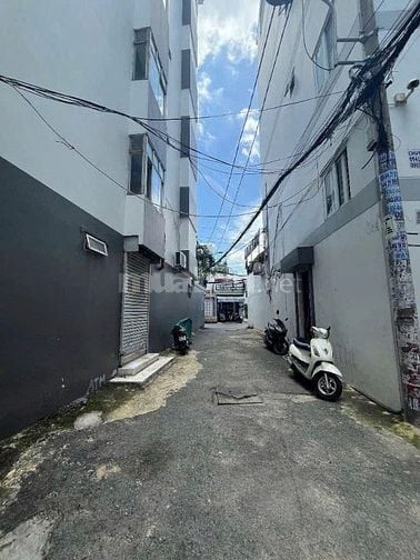 HẠ GIÁ 400TR BÁN NHANH NHÀ HẺM 34 TĂNG BẠT HỔ CÓ GARA OTO - NHÀ MỚI 