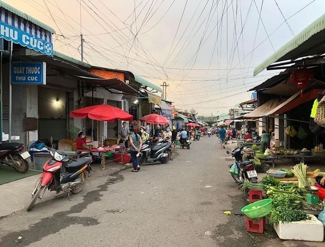 CHÚ MƯỜI CẦN BÁN NHÀ NÁT ,HÓC MÔN 355TR