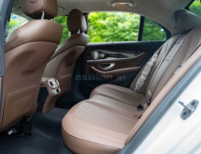 Mercedes E200 Exclusive 1 chủ 