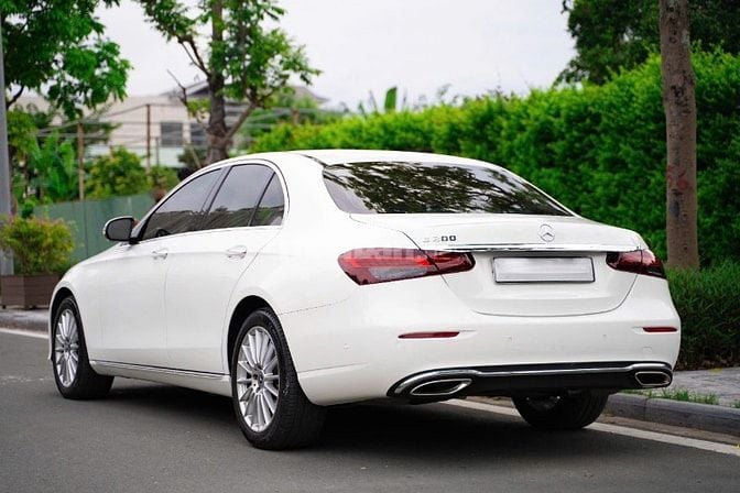 Mercedes E200 Exclusive 1 chủ 