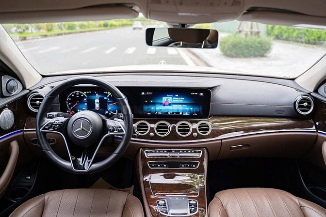Mercedes E200 Exclusive 1 chủ 