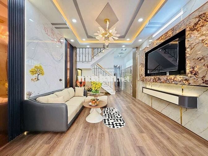 Nhà Lô Góc, Đường Xe hơi, 2 phòng ngủ 44m2 vuông vức, Sát Aeon Tân Phú