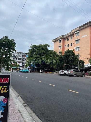 Sang nhượng mặt bằng mặt tiền làm văn phòng công ty giá tốt