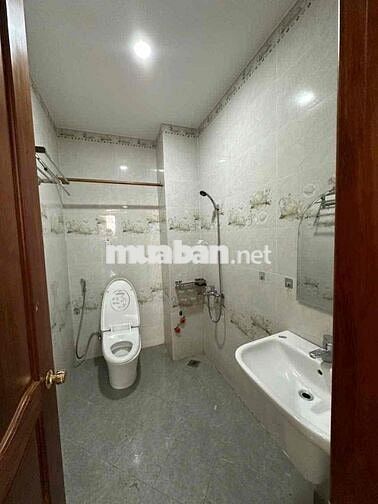 Cho thuê nhà lối đi riêng 9 triệu phù hợp gia đình