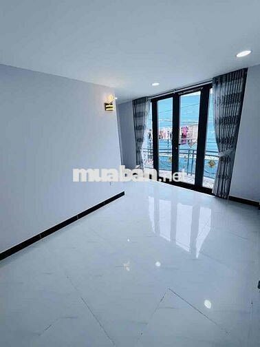 Nhà Xinh Như Hoa - Q8 , Giáp Chà Và - ngang 5m , 3 tầng , hơn 4ty