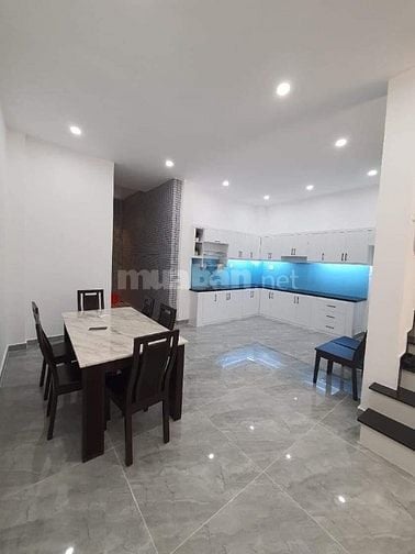 HẠ GIÁ 400TR BÁN NHANH NHÀ HẺM 34 TĂNG BẠT HỔ CÓ GARA OTO - NHÀ MỚI 