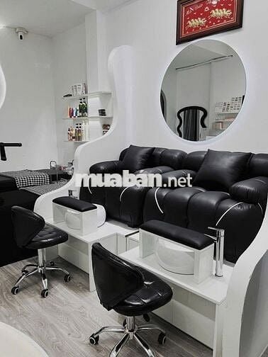 Do chuyển chỗ ở cần sang nhượng tiệm nail 120tr vào kinh doanh liền