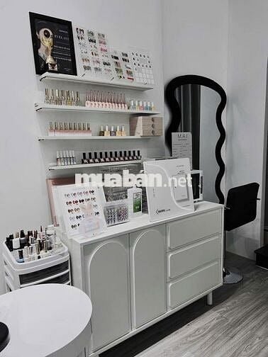 Do chuyển chỗ ở cần sang nhượng tiệm nail 120tr vào kinh doanh liền