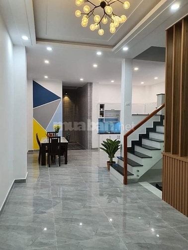 HẠ GIÁ 400TR BÁN NHANH NHÀ HẺM 34 TĂNG BẠT HỔ CÓ GARA OTO - NHÀ MỚI 