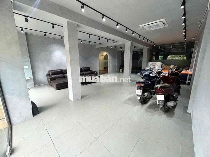 Cho thuê nhà MT CMT8, Tân Bình – 170m² ngang 7.2m – Giá chỉ 100tr/thán