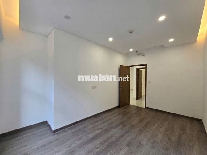 Sky Villa Celadon 220m² – 3PN, đậu 2 ô tô trong nhà – 27tr/tháng
