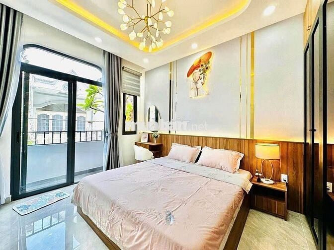 SỐC! NHÀ ĐẸP CHO THUÊ- 1025A Cách Mạng Tháng Tám  - 4,5x17 250m sàn