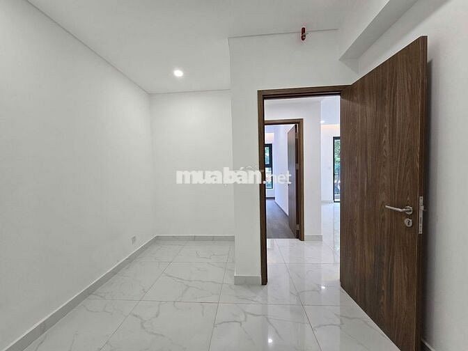 Sky Villa Celadon 220m² – 3PN, đậu 2 ô tô trong nhà – 27tr/tháng