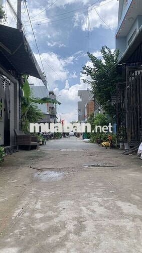 Nhà 2 Tầng Hẻm Xe Hơi Ngô Chí Quốc Bình Chiểu DT 51m 2PN Sổ Hoàn Công