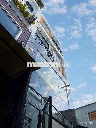 Nhà mới 100% 1 trệt 1 lửng 2 lầu hẻm xe hơi đường số 1